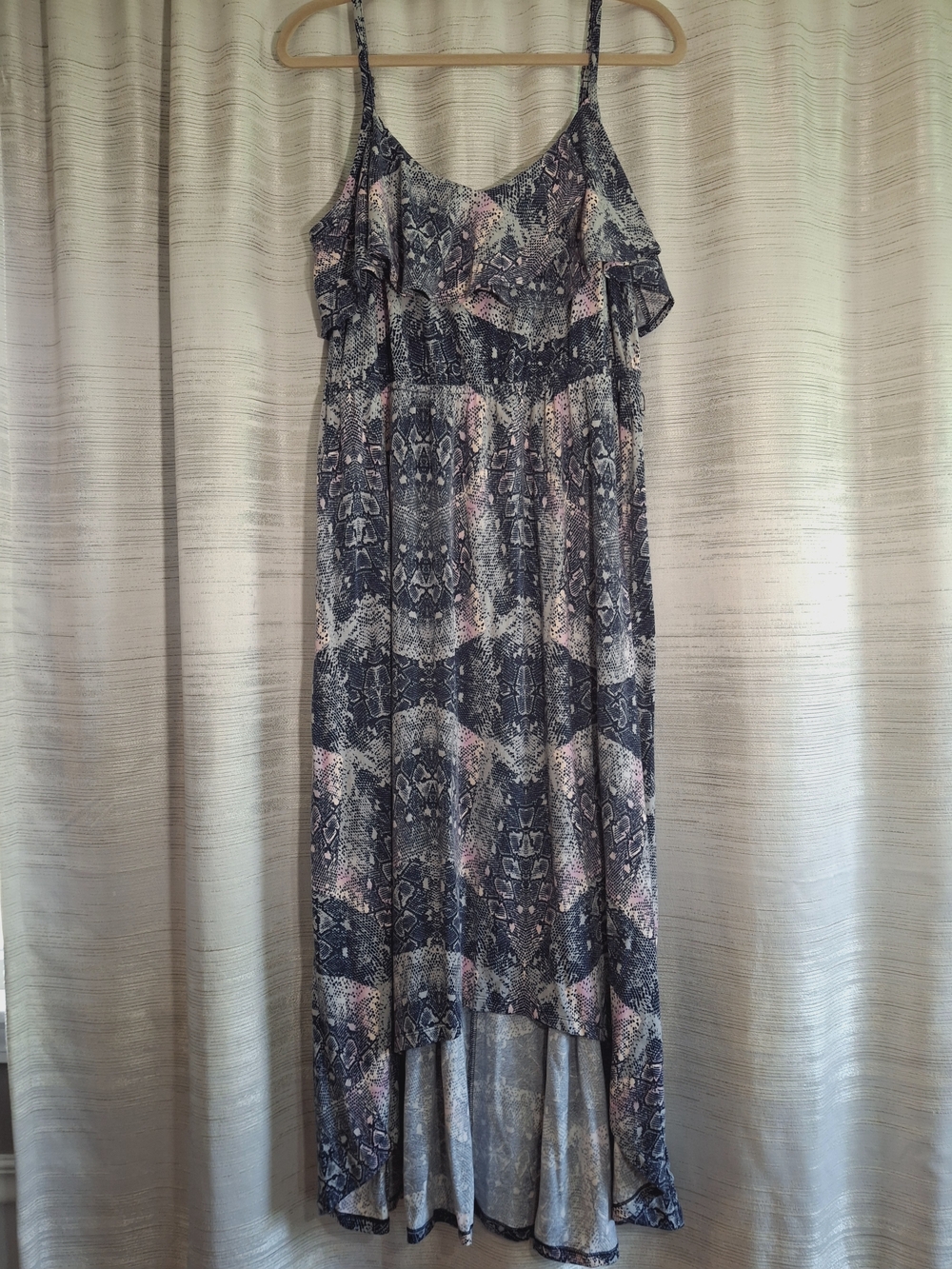 Pure Energy Sleeveless High-Lo Dress in Navy and Pink Size 2